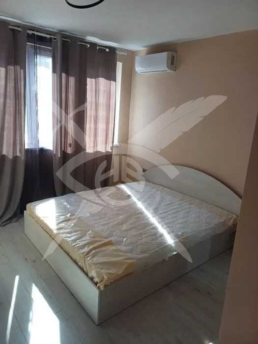 Дава се под наем Тристаен апартамент в Варна, Колхозен пазар - 72 кв.м за 400 € - Снимка #3