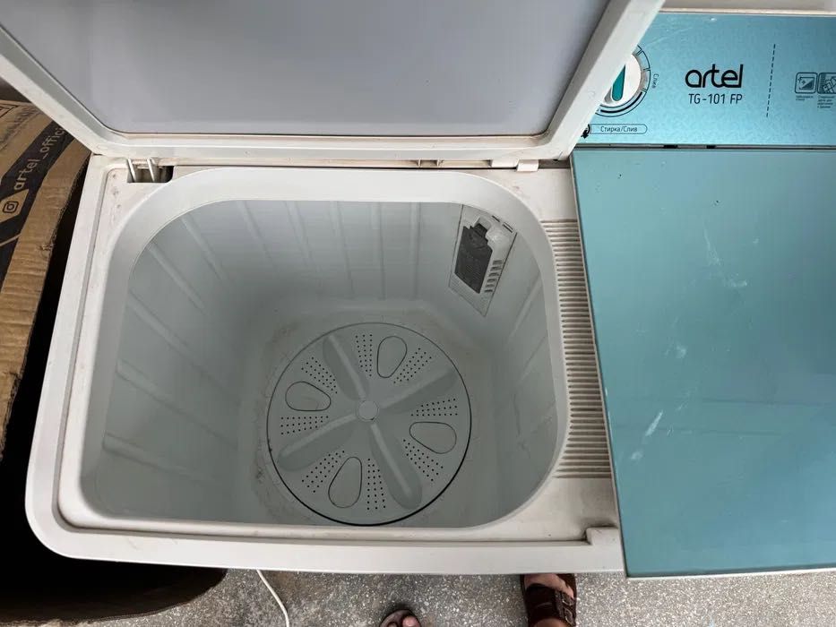 Ярим автомат кир ювиш мошина сотилади