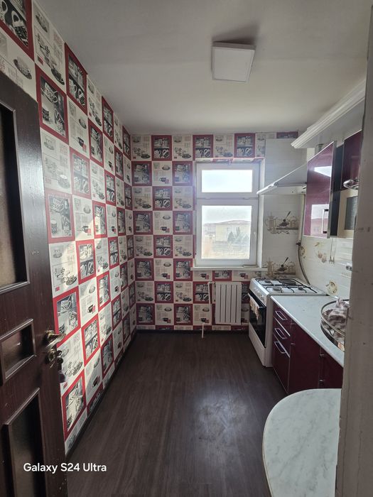 Продаётся 3х комнатная квартира со всеми удобствами. Не доезжая КАГАНА