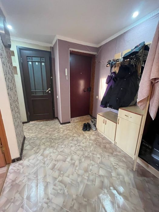 Продам 2 комнатную квартиру