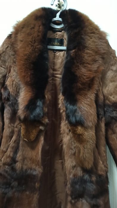 Скидка!!Девочки Продаётся женское меховое пальто