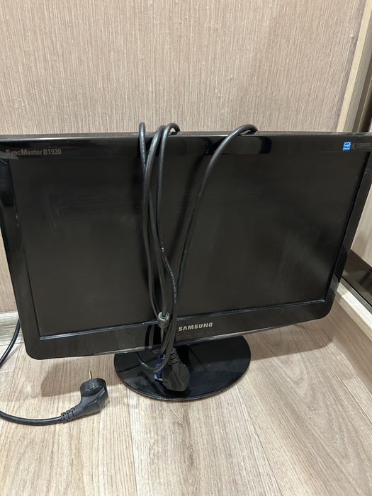 Продаю компьютер в хорошем состоянии