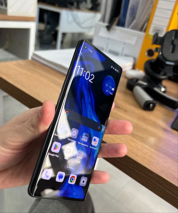 Продам OPPO Reno4 Pro
