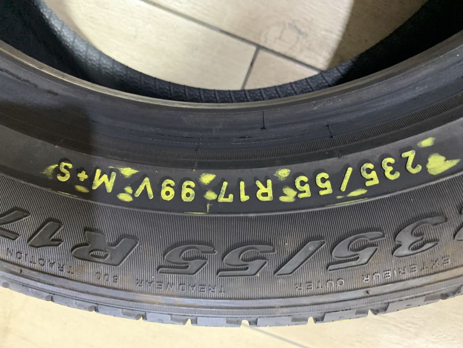 Set 235 55 17 all season