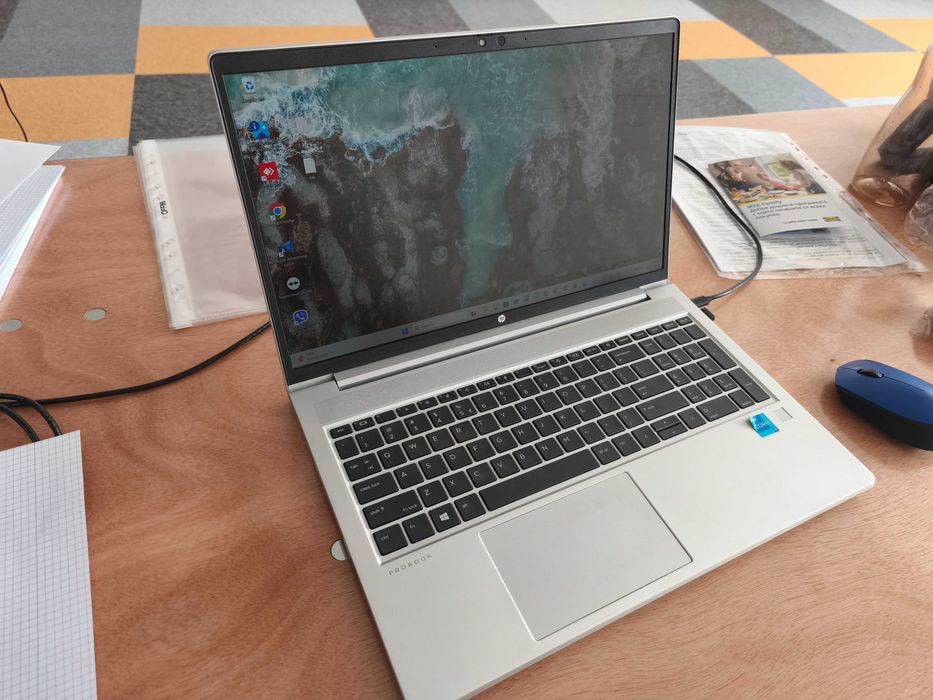 HP ProBook 450 G8 - i5-1135G7 / 16GB / 256GB SSD - като нов