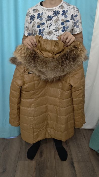 Продается женская куртка пуховик