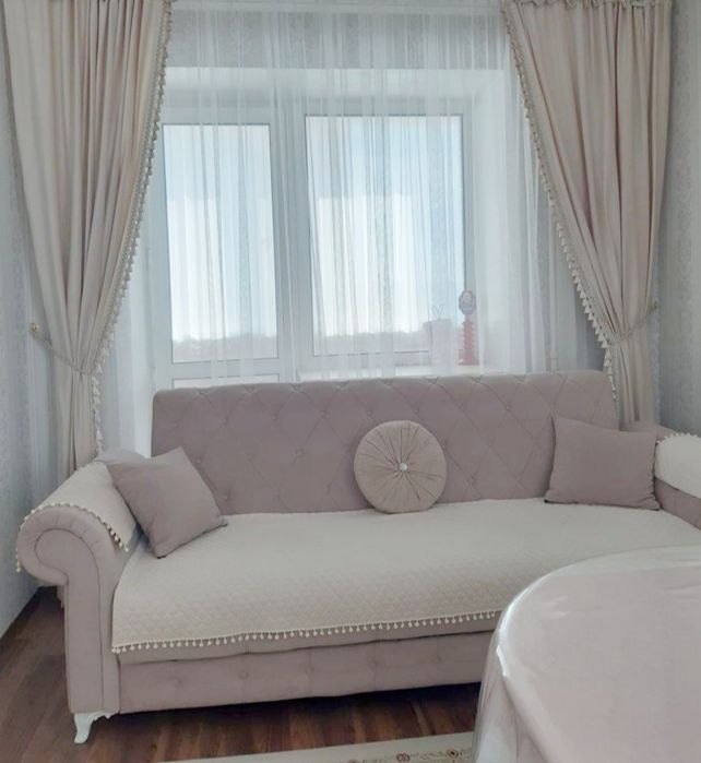 Продам красивые шторы, новые ,цена 31000 теңге за пару ,