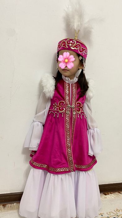 Казахский национальный костюм для девочек