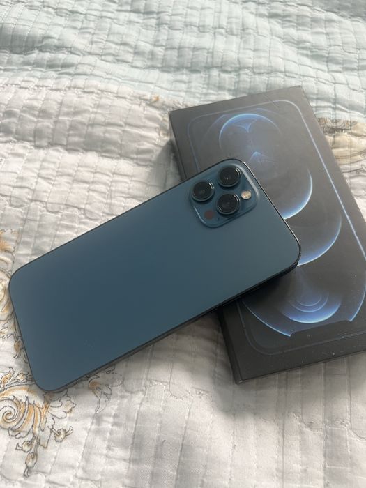 Продам Айфон 12 Про макс