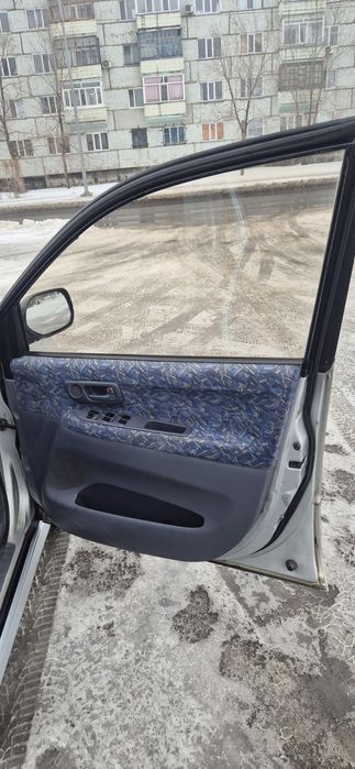 Продам машину Toyota Ipsum 1996