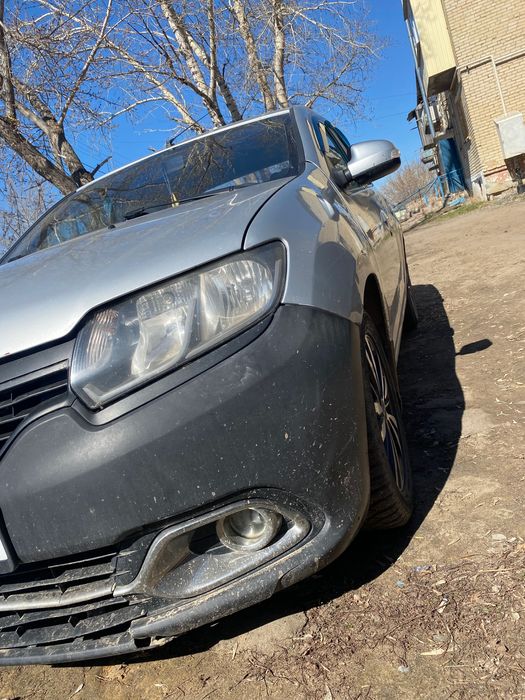 Продам Renault Logan 2015 года