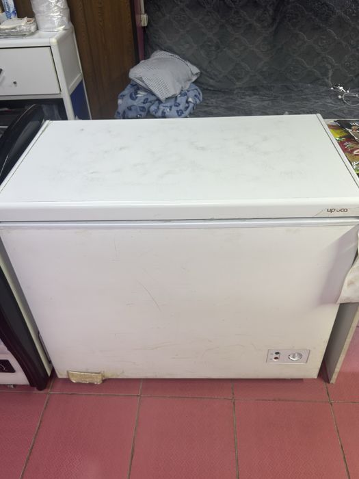 Продаю морозильник, качество хорошее.