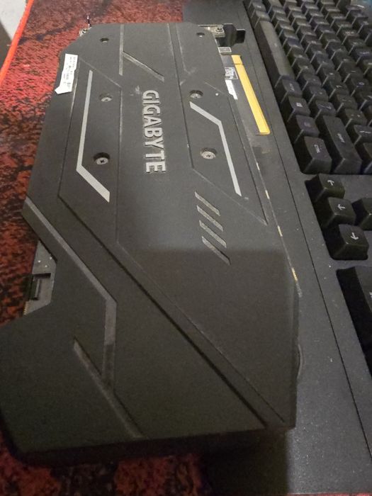 Видеокарта Nvidia RTX 2060super 8 gb Gigabyte