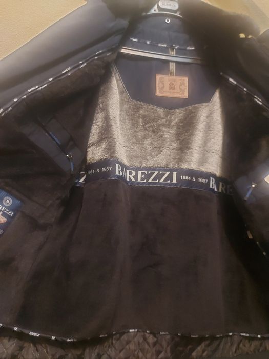 Продаю свои Б/У костюмы,  куртки. Имеется много разных вариантов