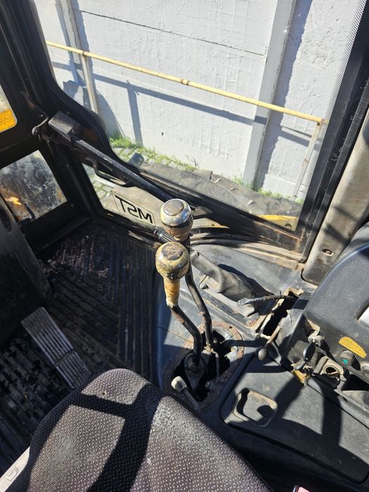 Vând buldoexcavator mst 542 înmatriculat primul proprietar