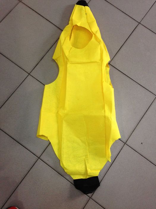 BANANA fasole capsuna pepene nectarina piersica pruna vanata mango mar