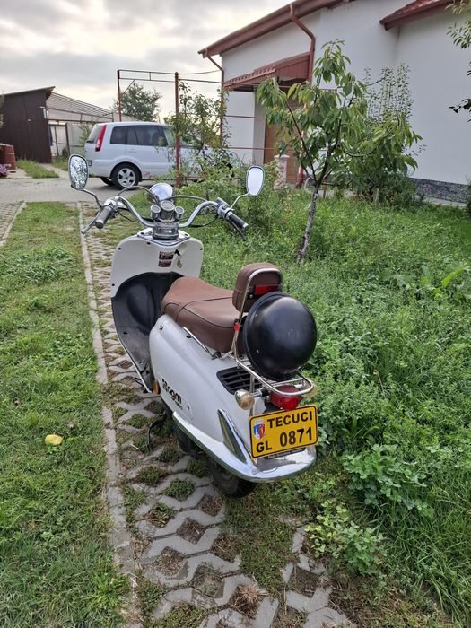 Motociclu Agm L1 e