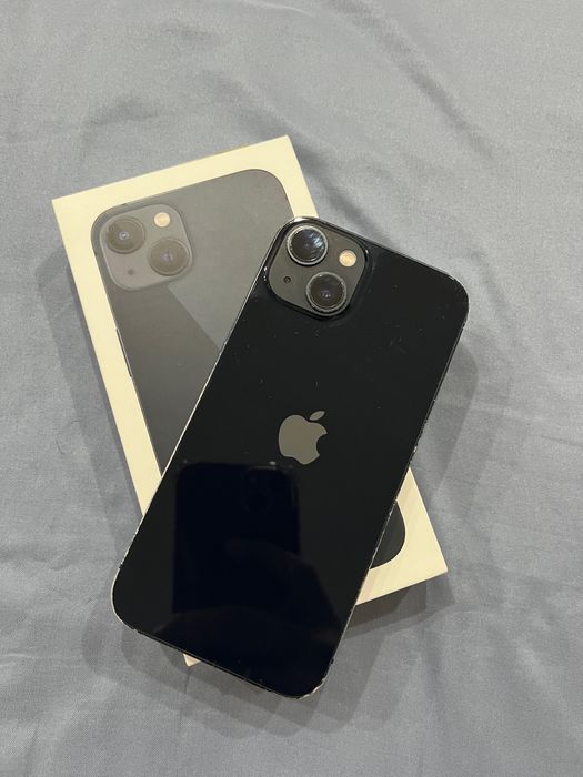 Продам айфон 13 128 гиг