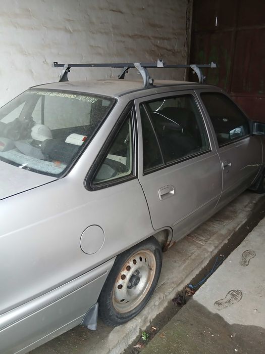 Vând Daewoo Cielo 1.6 benzină