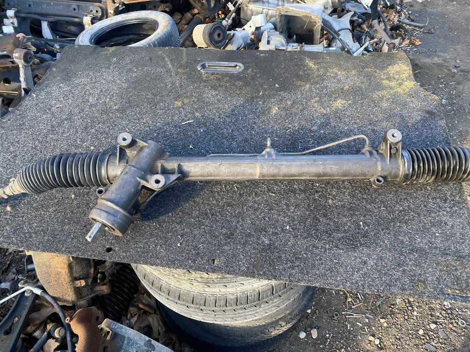 Кормилна рейка за пасат б5