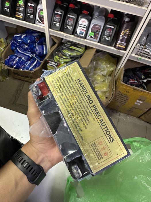 Продам аккумулятор от мотоцикла