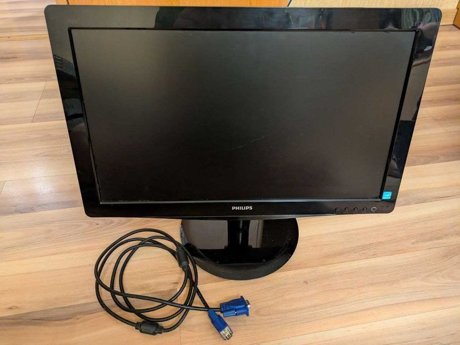 Монитор Philips 18.5 дюймов