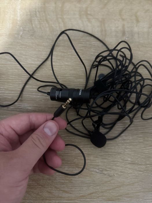 Петличный микрофон Boya M1