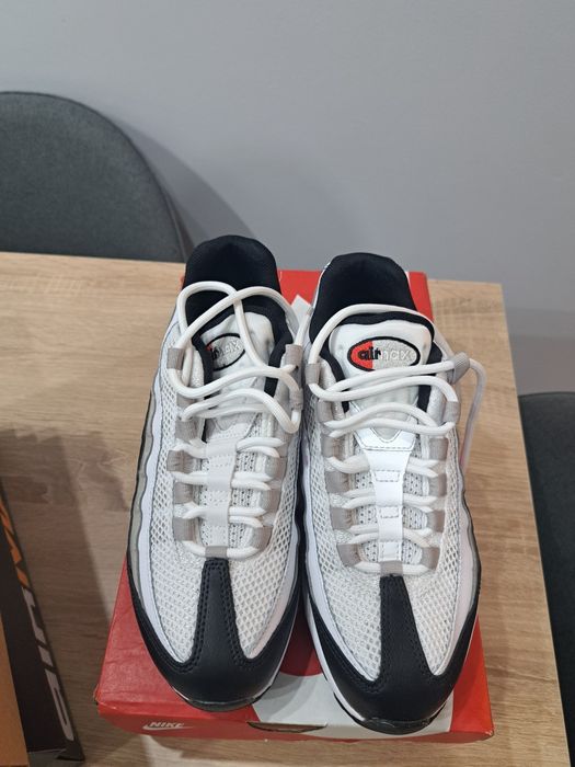 Nike air maxDN8,95 adidas Terrex