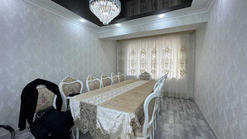 Фрунзиский KIUF 2 қаватда 5 хонали квартира сотилади. ID: 1519