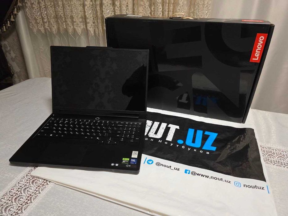 Lenovo Legion Pro7 U9-275HX, 64GB, 1TB, RTX5090, 2.5K OLED