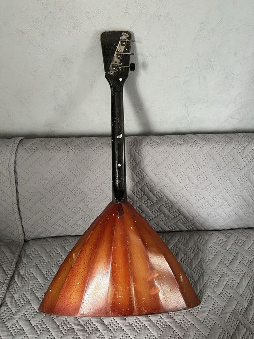 Продам балалайку!