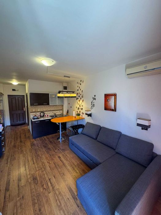 Дава се под наем Едностаен апартамент в Свети Влас - 42 кв.м за 200 € - Снимка #2