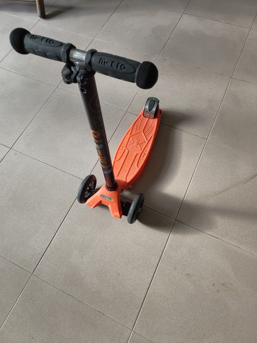 Детски скутер Mico Maxi