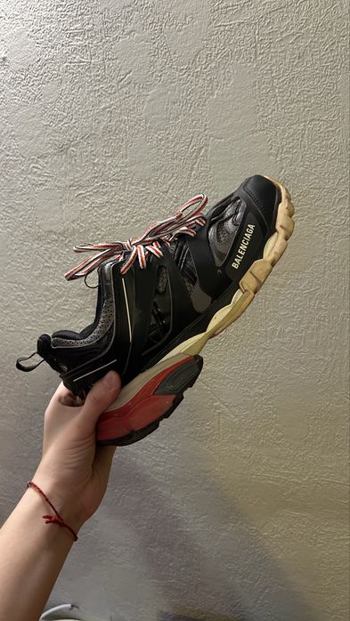 Продам женские вещи и обувь