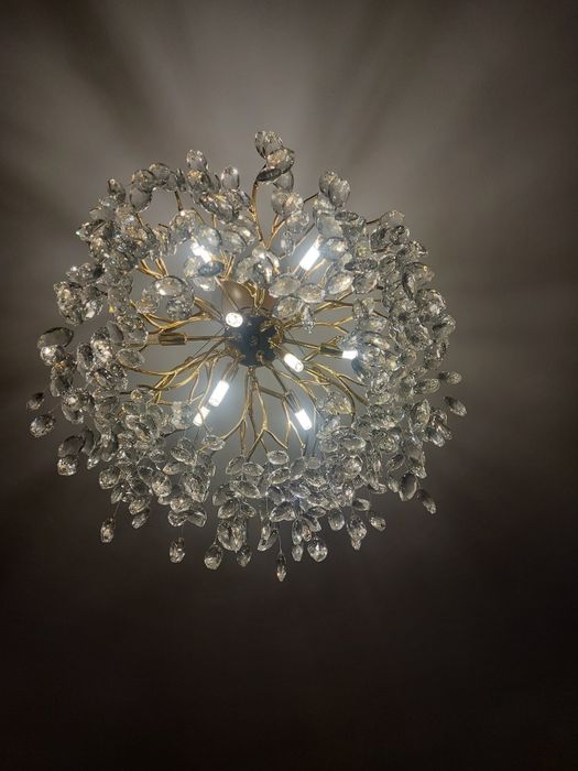 Люстра в отличном состоянии