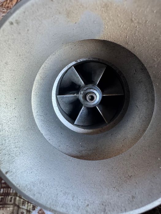 Turbina BMW F10 2.0 n47  + Galeria de admisie