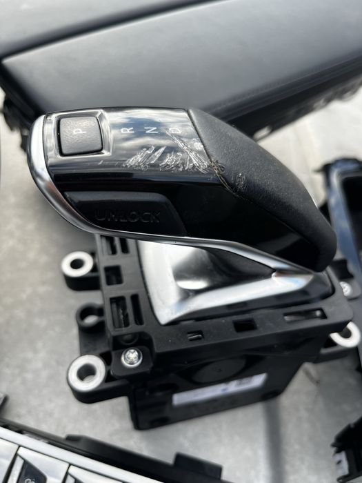 Части за Пежо 3008