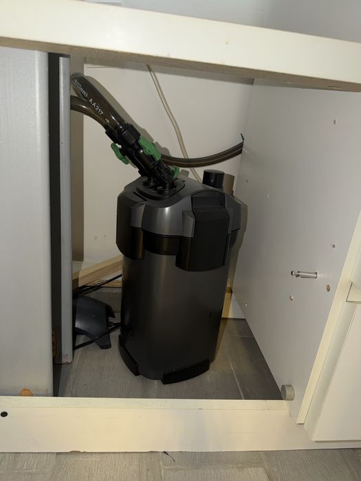Acvariu 200l ca nou