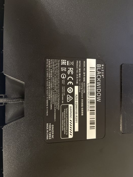 Tastatură mecanică Razer BlackWidow – defectă, iluminare funcțională