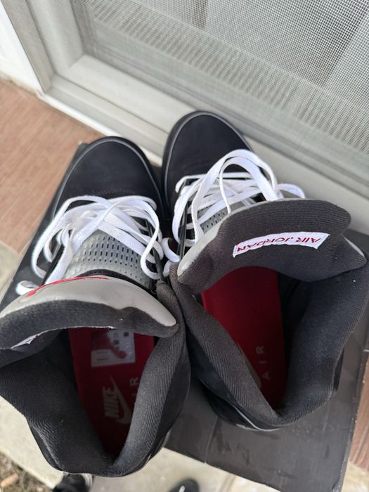 Jordan 5 Reimagined „Black Metallic”