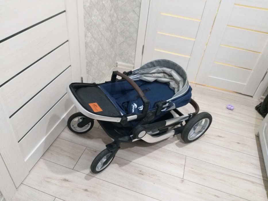 Коляска для ребенка