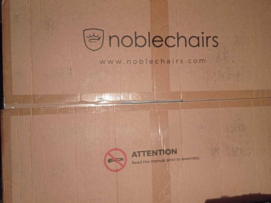 Noblechairs Hero Геймърски стол лимитирана серия