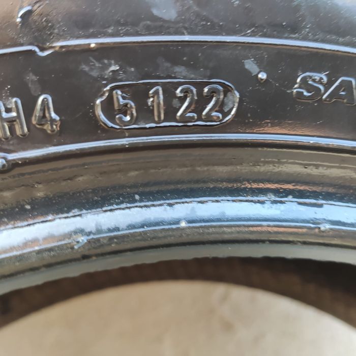 Продам шины б/у KUMHO (2шт)