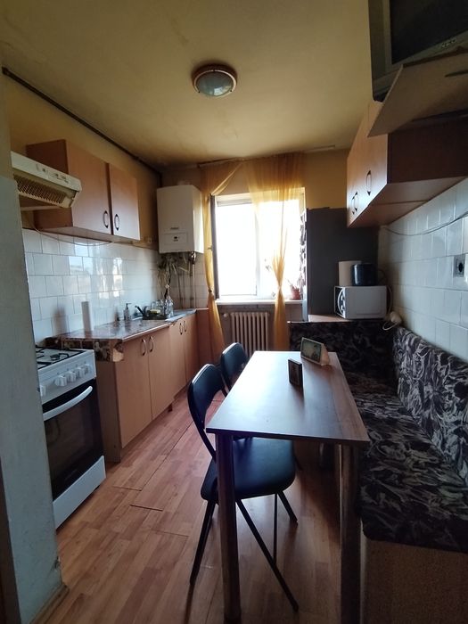 Apartament 2 camere decomandat, parcare cu copertină