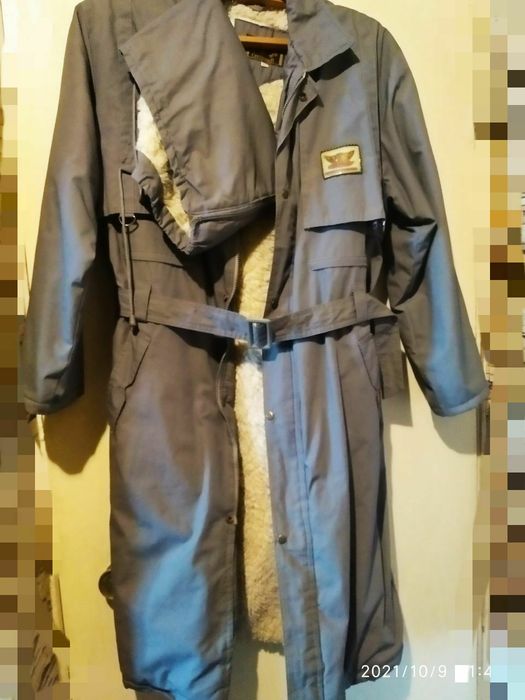 Плащь по -  зимнему с утеплителем