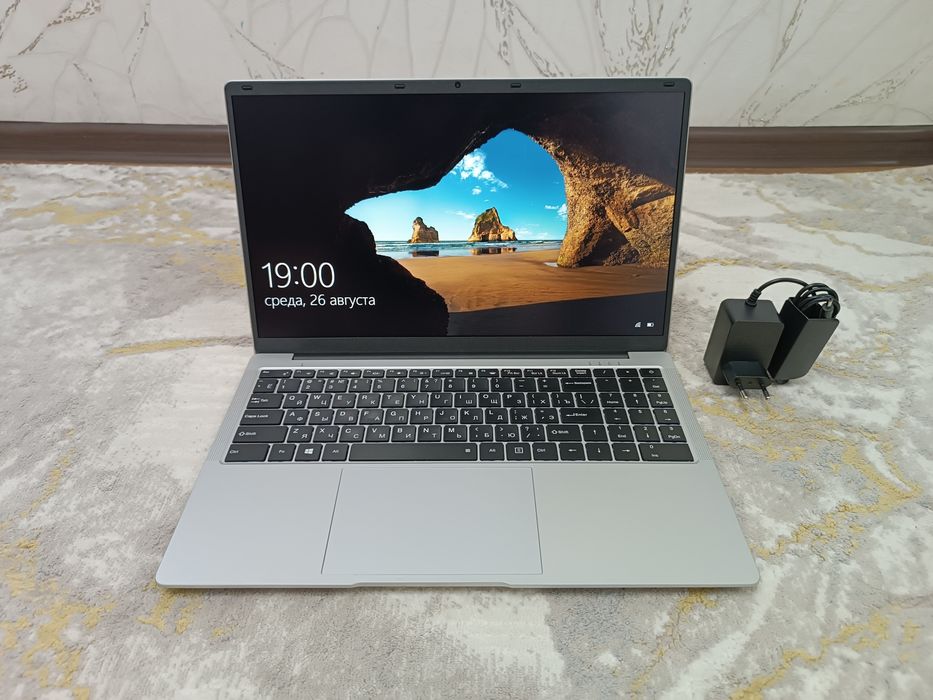 Ноутбук Yepo SSD Windows 10.