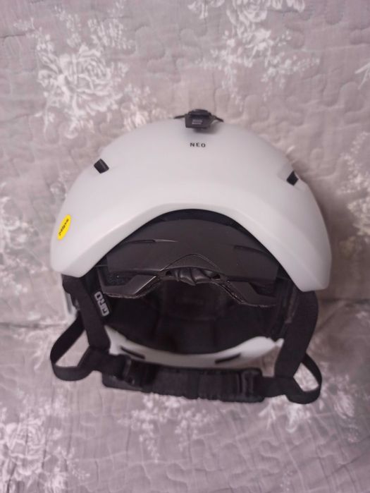 Casca schi ski ciclism Giro Neo Mips.