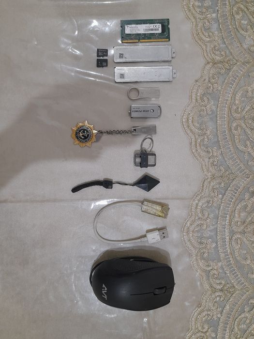 MicroSD va Adapter Flash card har-hil o'lchamdagilar Kafolati bilan