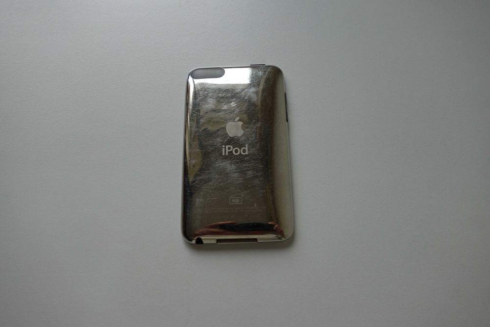 Apple iPod Touch 2nd Gen.