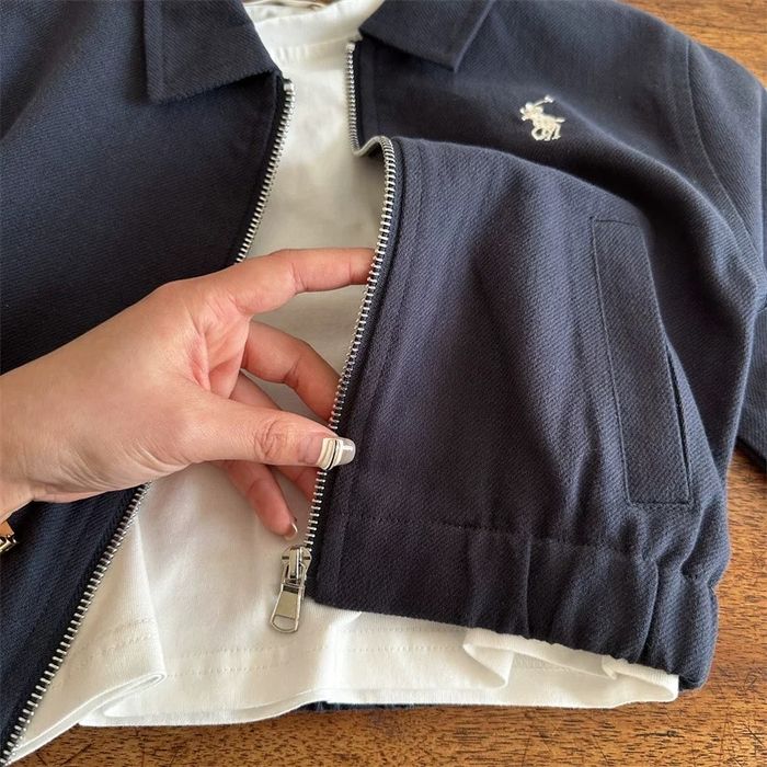 Стильная детская куртка из денима для мальчиков 3-4 года